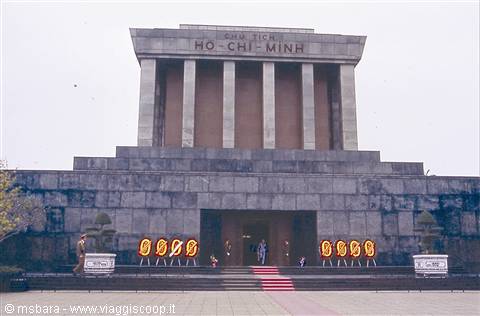 il mausoleo di Ho Chi Minh