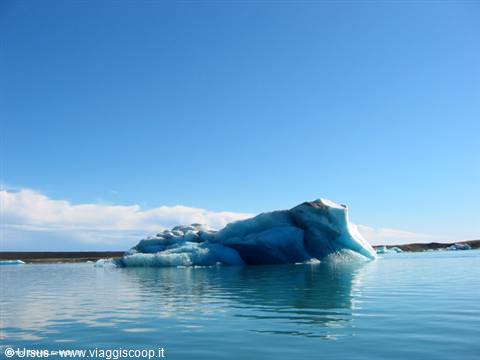 Iceberg a Jokullsarlon