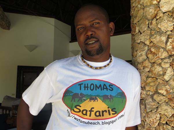 THOMAS MBOYA TITOLARE DELLA THOMAS TOURS & SAFARIS