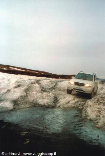 la strada n°365 per Pingvellir