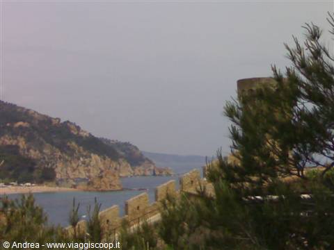 vista della spiaggia tossa