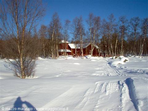 PjelpaJarvi (la Chiesa sul lago)