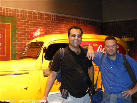 io e Francesco nel Museo della Coca Cola