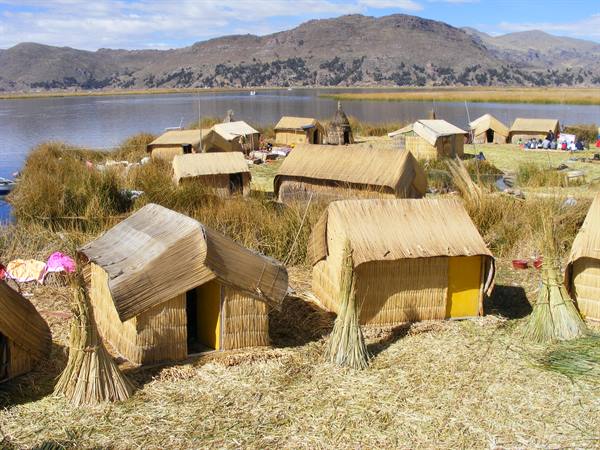 Isole Uros (Lago Titicaca)