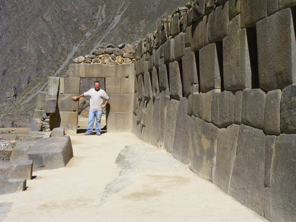 Io ad Ollantaytambo