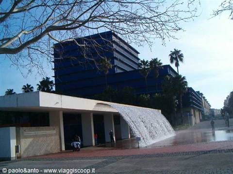il giardino de agua e il teatro luis de camoes
