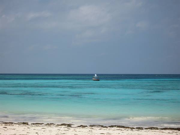 Il bellissimo mare davanti al Dongwe Village