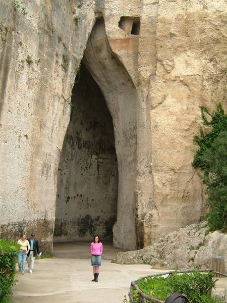 Latomia all'interno del Teatro greco