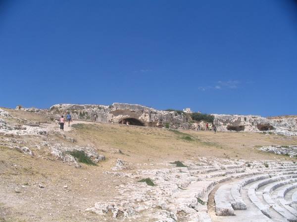 29 agosto 2005: foto di mio fratellino a spasso per Siracusa