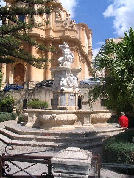 In giro per Noto
