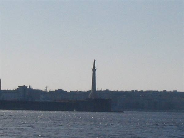 La Sicilia dal traghetto