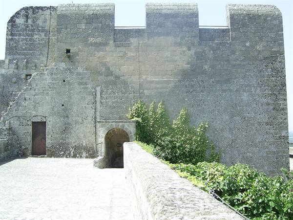 oria, merli del castello