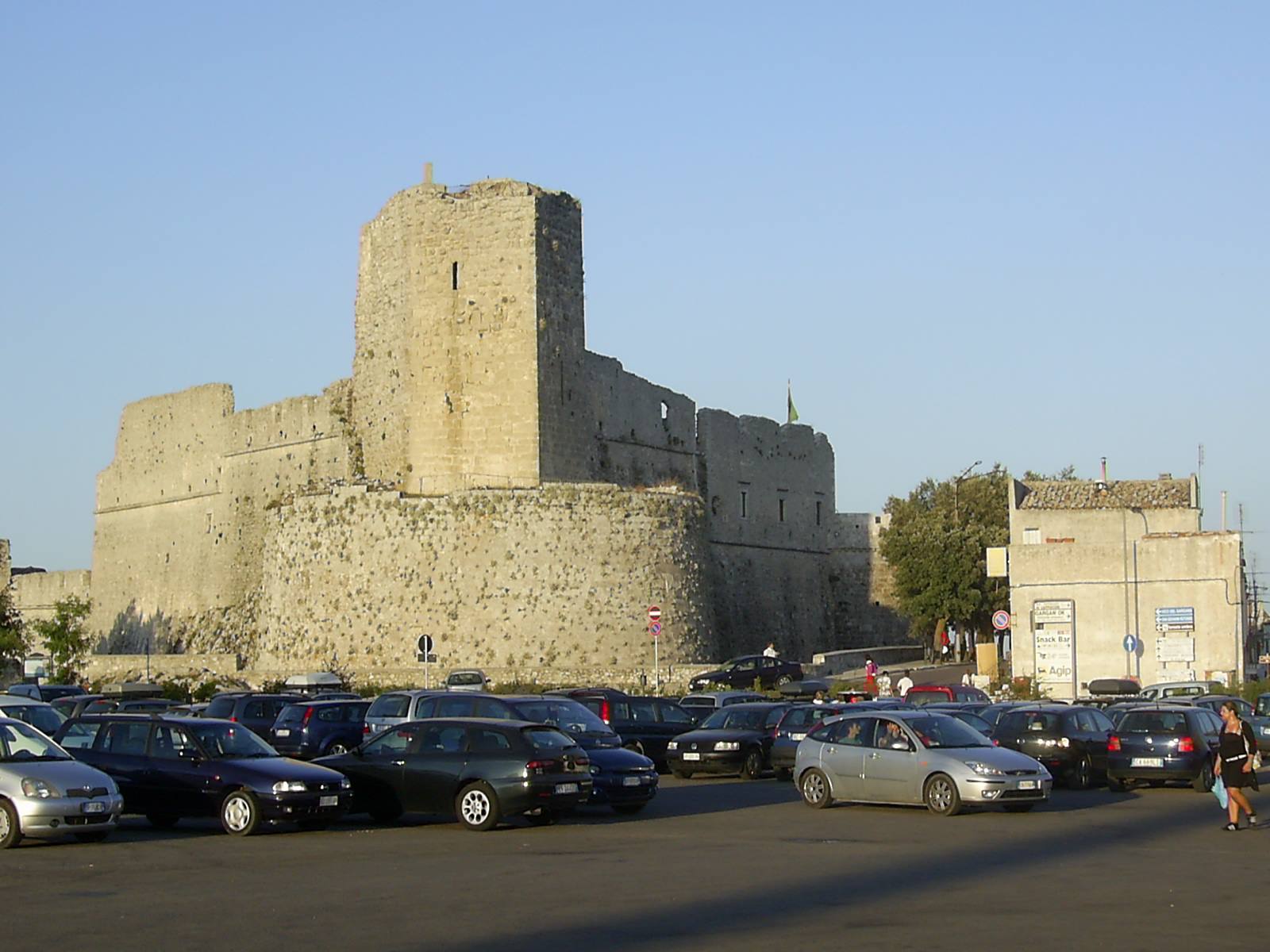 castello federiciano di monte sant'arcangelo