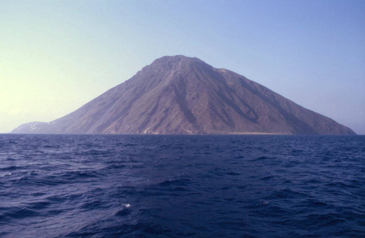 VERSO STROMBOLI