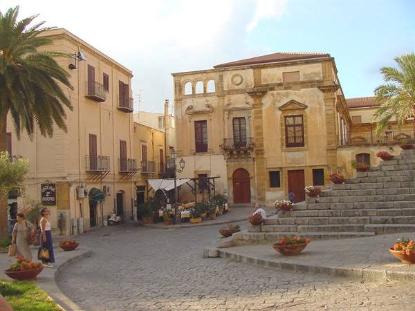 CEFALU'