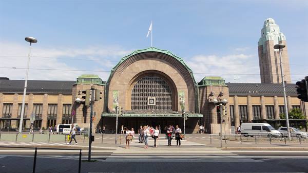 LA STAZIONE