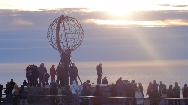 CAPO NORD SOLE DI MEZZANOTTE