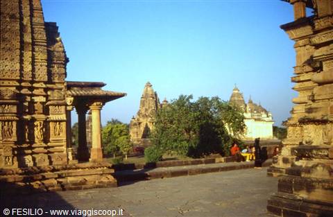 KHAJURAHO - I TEMPLI