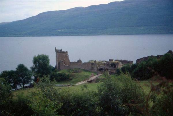 LOC NESS - CASTELLO DI URGUHART
