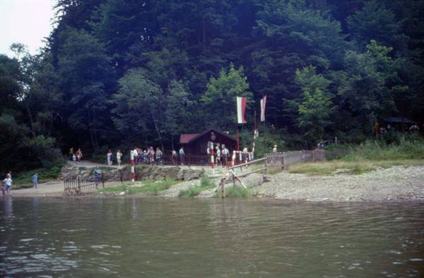 FIUME DUNAJEC - LA SPONDA SLOVACCA
