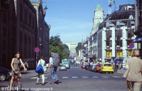 OSLO - VERSO IL PALAZZO REALE