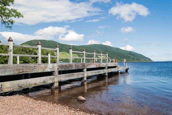 Pontile sul Loch Ness