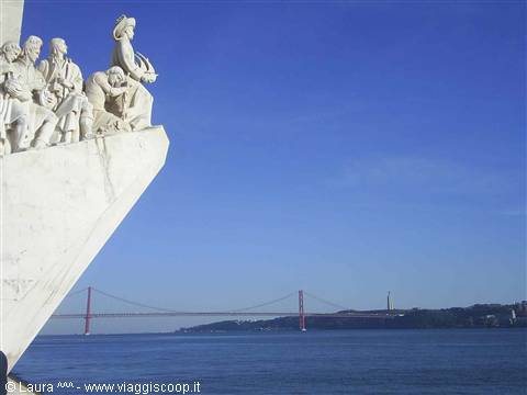 MONUMENTO DOS DESCOMBRIMENTOS E PONTE 25 ABRIL