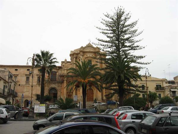 Noto : una chiesa