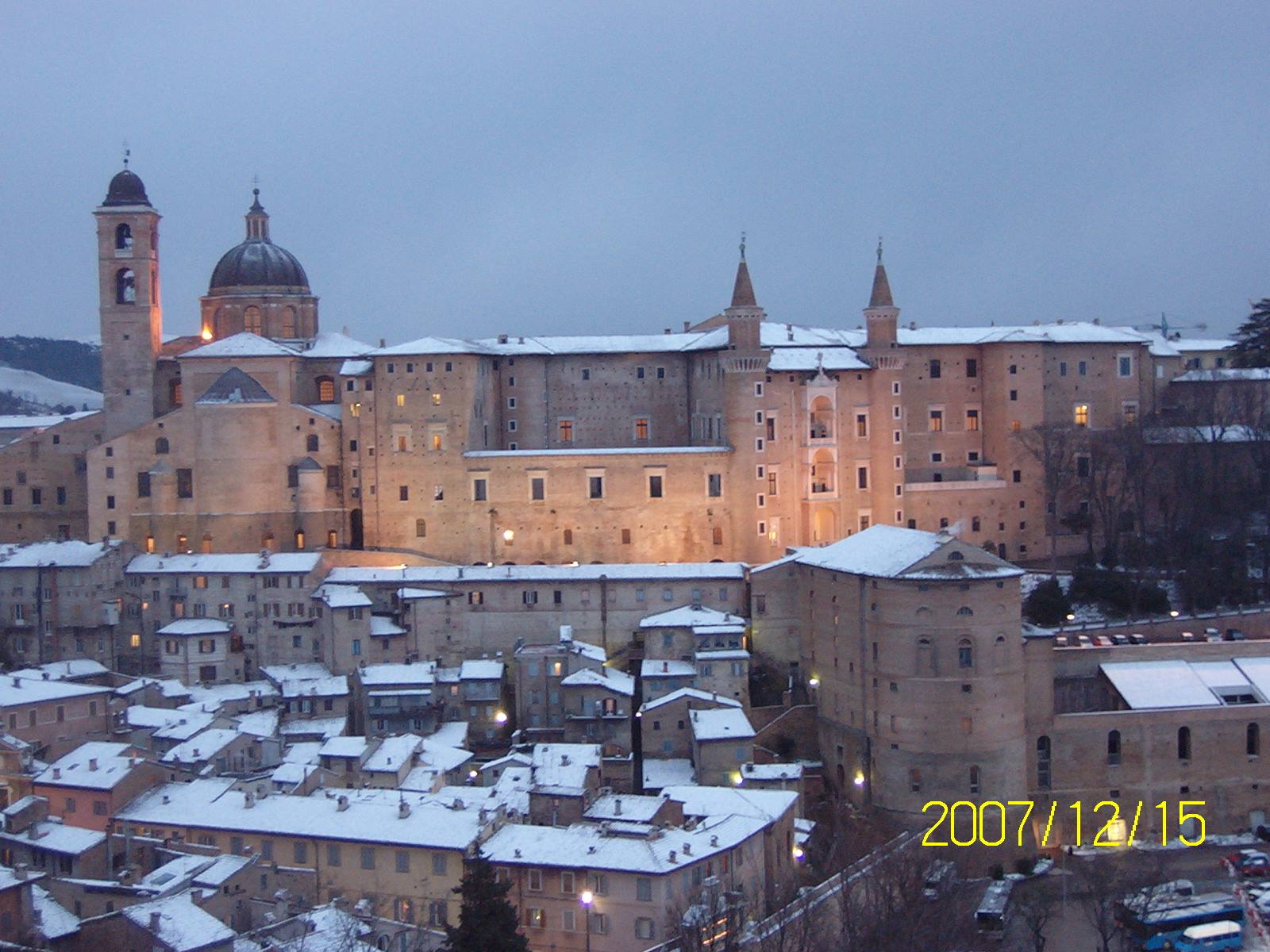 Il Palazzo Ducale e la neve