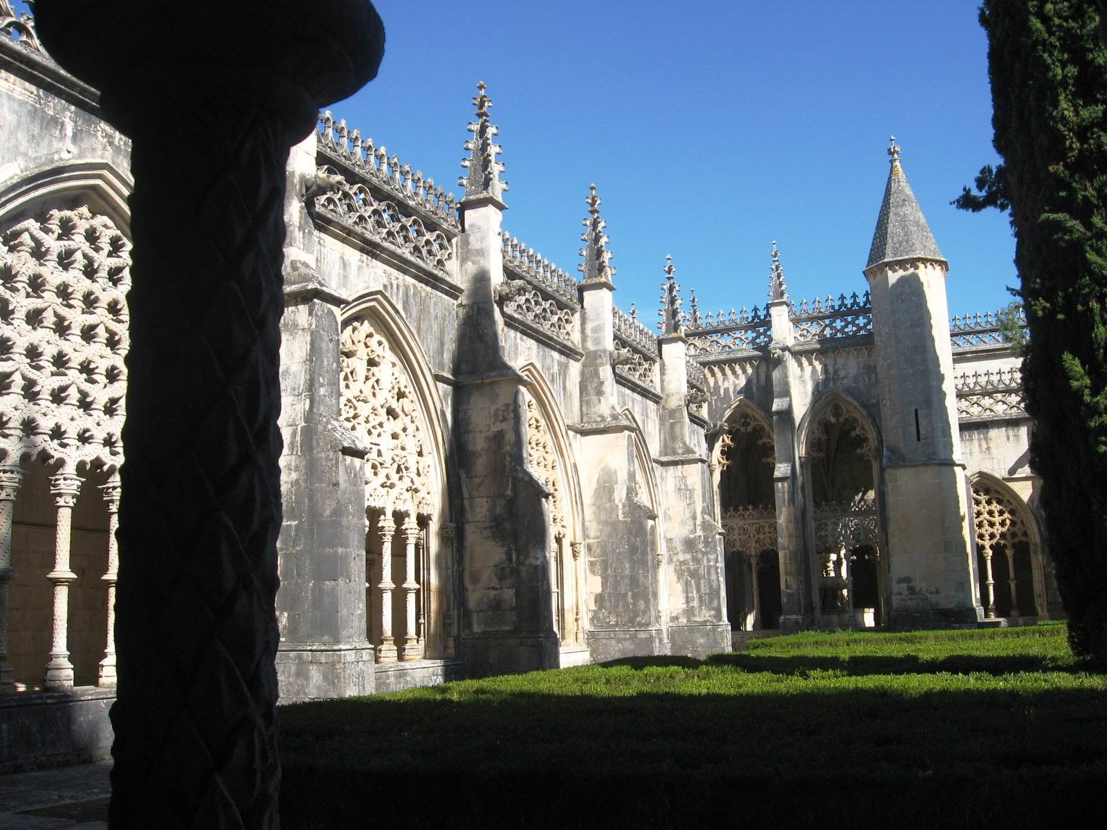 Batalha : un chiostro stupendo