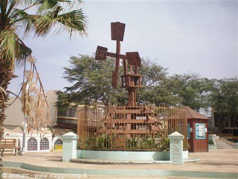 monumento di santa maria
