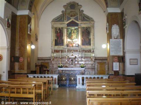 interno chiesa vecchia
