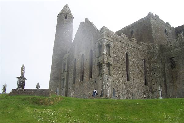 ROCK OF CASHEL