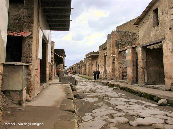 Pompei - Via degli Artigiani