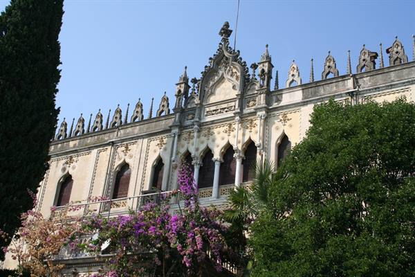 Isola del Garda - Villa Cavazza