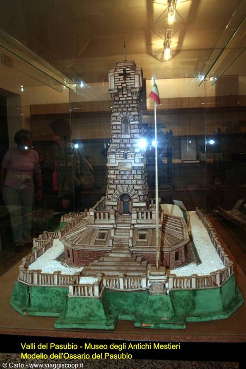 Valli del Pasubio - Museo - Modello dell'Ossario Caduti