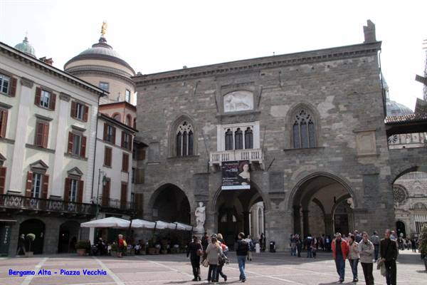Bergamo alta - Piazza vecchia