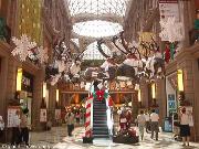 Calle Florida: galleria Pacifico - in maglietta sotto Natale