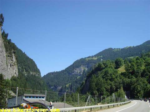 Verso Thusis