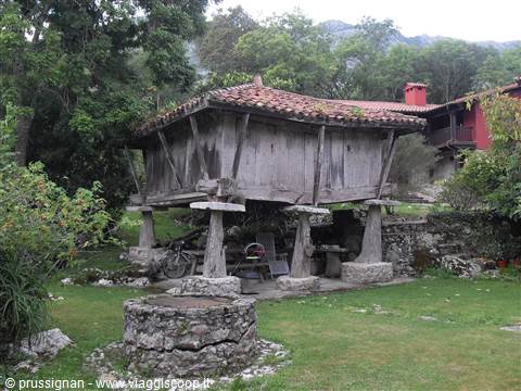 horreo...tipica costruzione