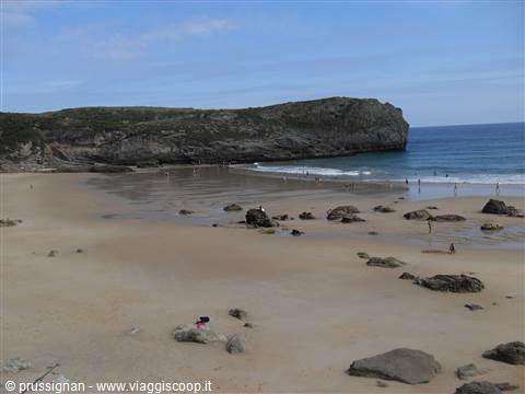 Playa de la Ballota