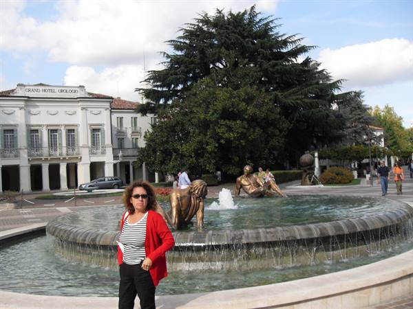 fontana nella piazza centrale di Abano