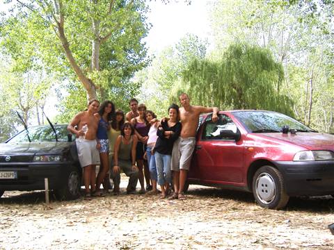 NOI (da sin. Franzo, Marika, io, Ilaria, Mazzu, Laura, Roby, Imma e Tobi)