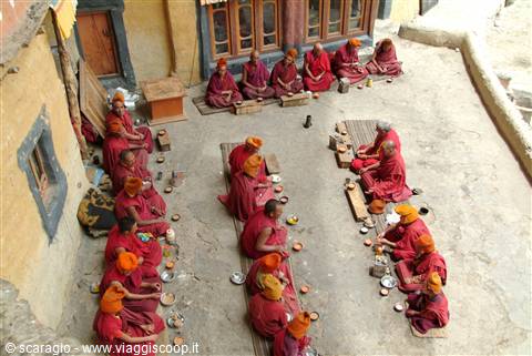 Pranzo al Gompa di Phuktal