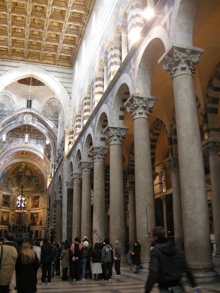 All'interno del Duomo