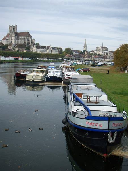 barche sullo yonne auxerre