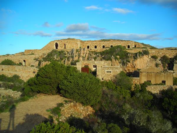 Poggio Rasu superiore, Caprera