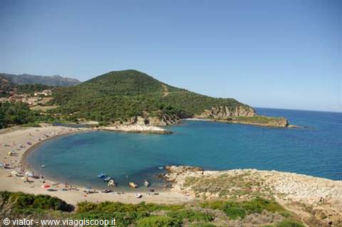 Cala a nord di Torre Chia