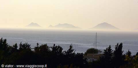 Tutto intorno isole