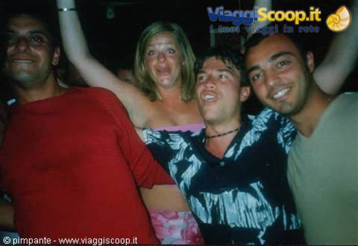 fuengirola night life
